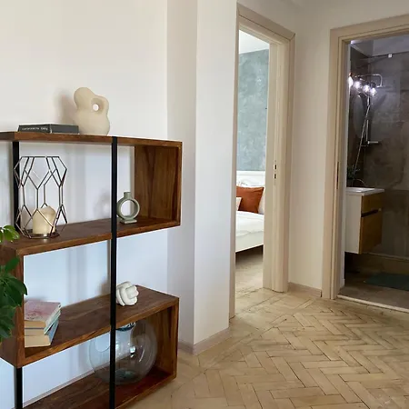 Lägenhet Old Town Overlooking - Vibrant 2br *